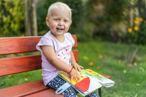 Quiet Book jako didaktická pomůcka: co rozvíjí u dítěte od 0 let