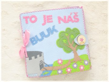 TO JE NÁŠ BUUK