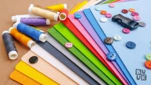 quiet book materiál – filc, knoflíky, nitě, jehly quiet book materiál – filc, knoflíky, nitě, jehly